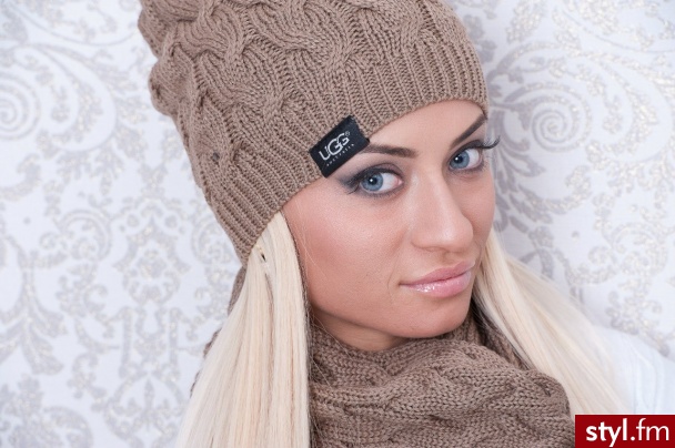 Nakrycia głowy Dodatki Moda