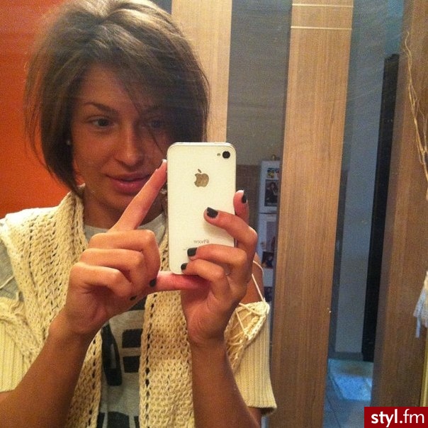 Średnie Fryzury