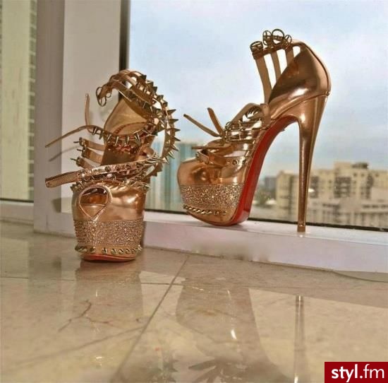 Szpilki Buty Moda