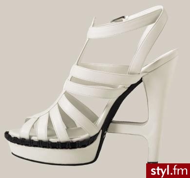 sandały Yves Saint Laurent. sandały Yves Saint Laurent. Cena: około 2 715 zł

Kupisz w sklepie
internetowym Nordstrom - Pozostałe Buty Moda