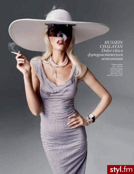 Elle Russia 2010 Carmen Kass fot. Marcin Tyszka. Elle Russia 2010 Carmen Kass fot. Marcin Tyszka - Pozostałe Ciuchy Moda