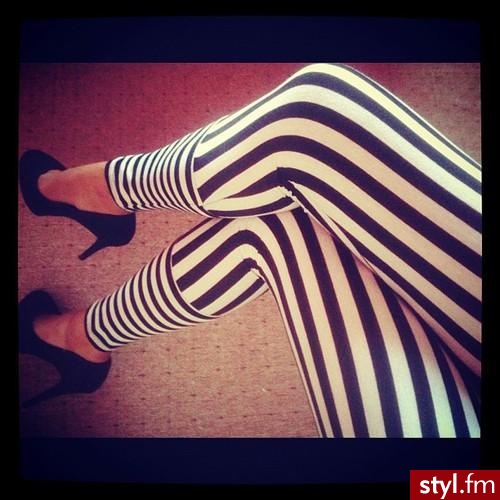 Leginsy Spodnie Moda