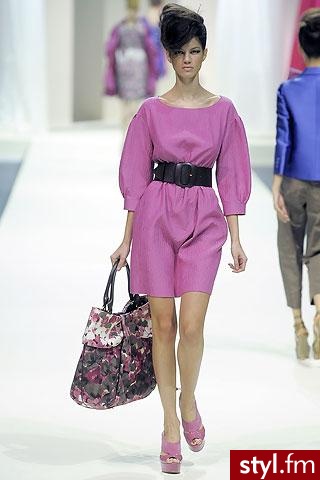 Moschino 2009
Któraś kreacja przypadła Wam do gustu ? - Pozostałe Ciuchy Moda