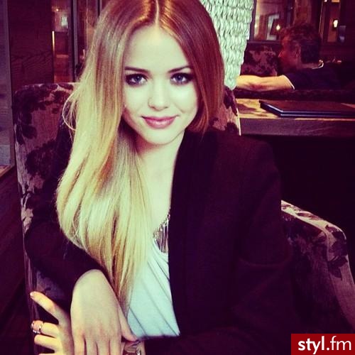Blond Rozpuszczone Proste Na co dzień Długie Fryzury