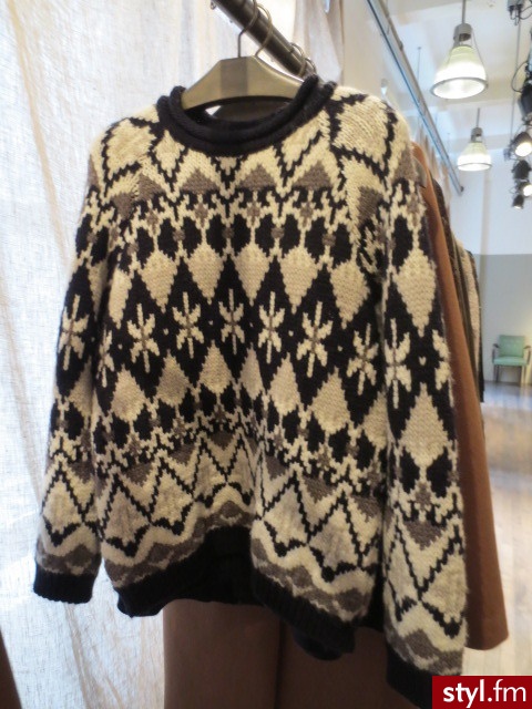 Swetry Ciuchy Moda