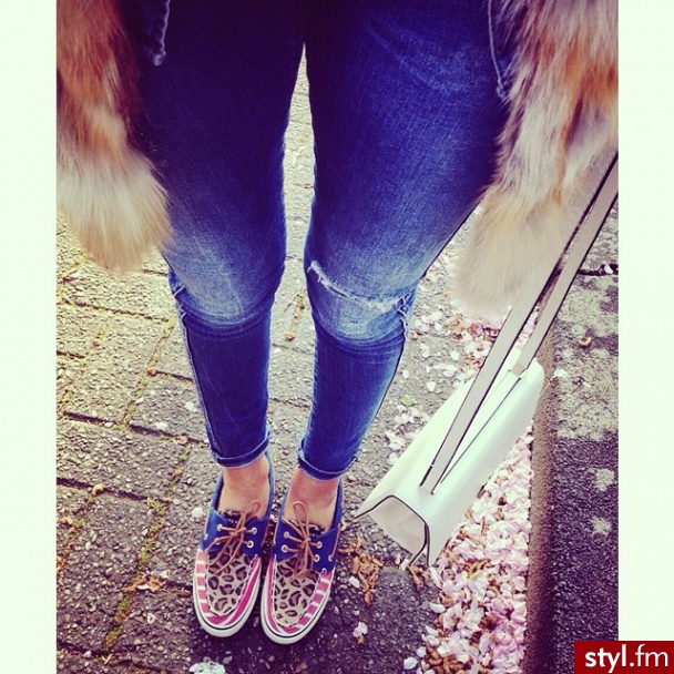 Jeansy Spodnie Moda