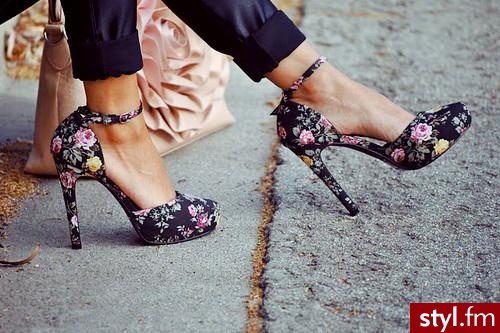 Szpilki Buty Moda