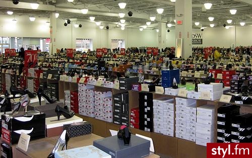 DSW- Designer Shoe Warehouse. Miejsce gdzie wszyscy chcą wejść, a tylko mężczyźni chcą wyjść :) - Pozostałe Buty Moda