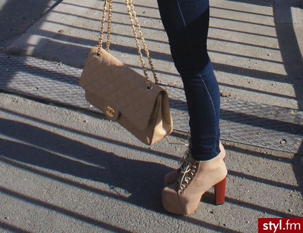 Pozostałe Buty Moda