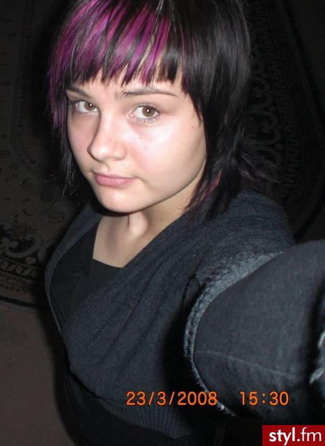 Średnie Fryzury