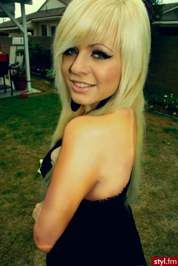 Miss K - Długie Fryzury