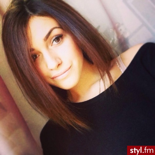Średnie Fryzury