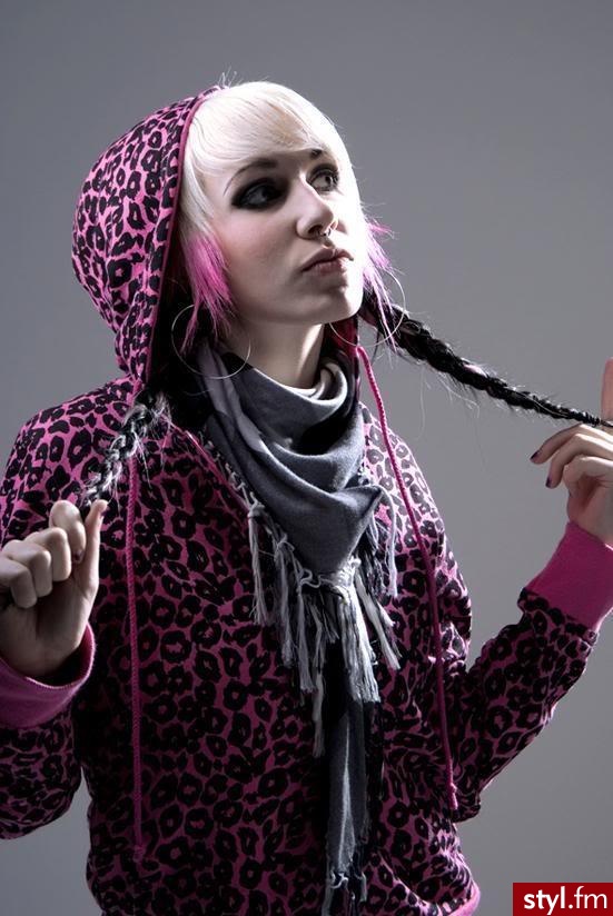 EMO Alternatywne Średnie Fryzury
