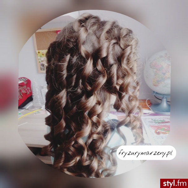 Fryzury gwiazd Długie Fryzury
