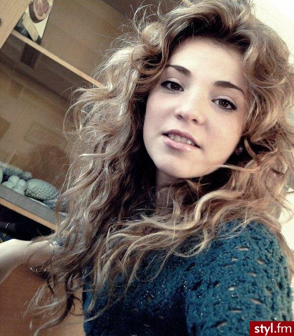 Blond Rozpuszczone Kręcone Na co dzień Długie Fryzury