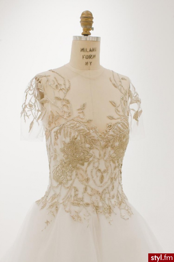 Sukienki Moda