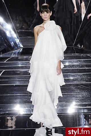 sukienka. Marchesa
Jeżeli już jest proszę o link - Pozostałe Ciuchy Moda