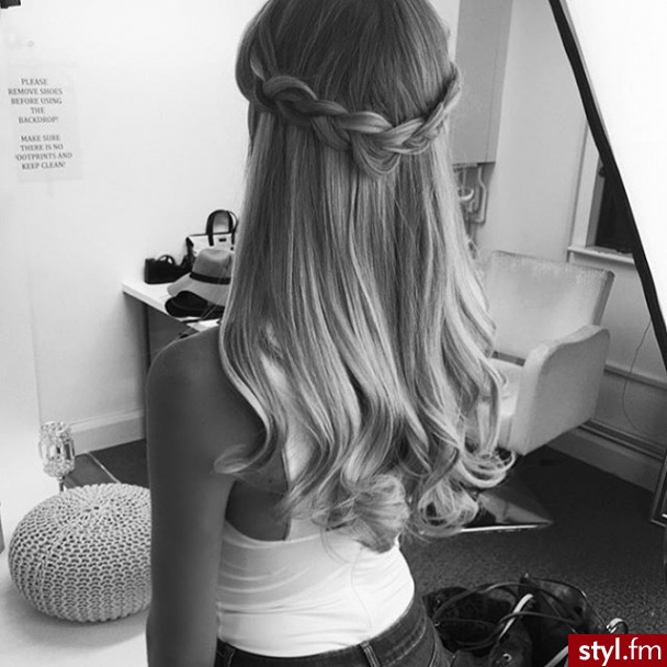 Blond Rozpuszczone Proste Na co dzień Długie Fryzury