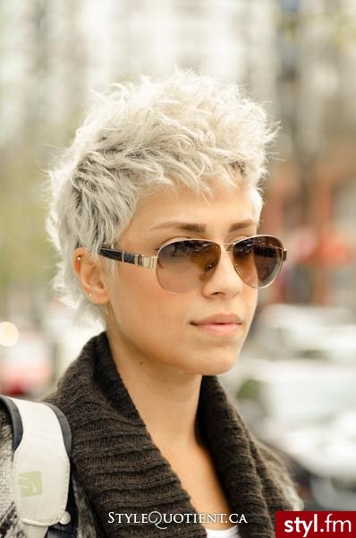 Blond Rozpuszczone Proste Na co dzień Krótkie Fryzury