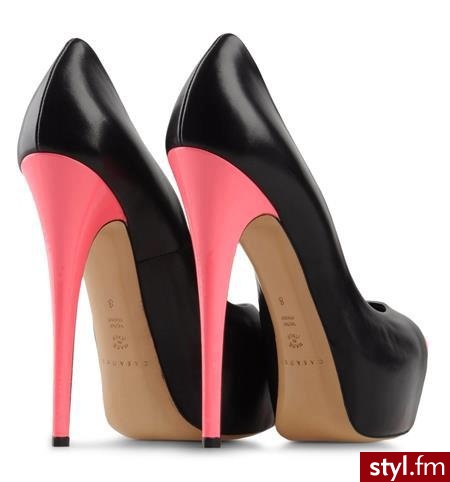 Szpilki Buty Moda