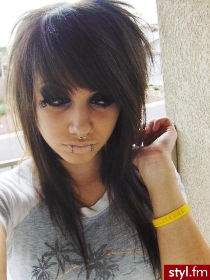 EMO Alternatywne Średnie Fryzury