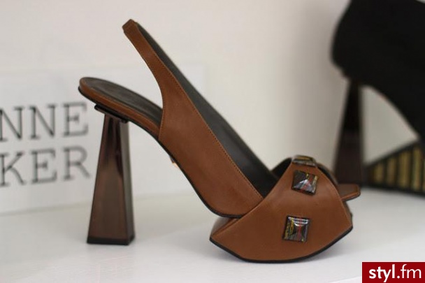 Pozostałe Buty Moda