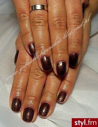 manicure hybrydowy - Kwadratowe Naturalne Paznokcie