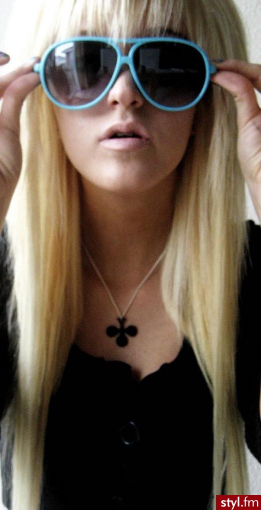 Kelly Killjoy. Jeśli zdjęcie znajduje się już w galerii podaj link- usunę - Długie Fryzury