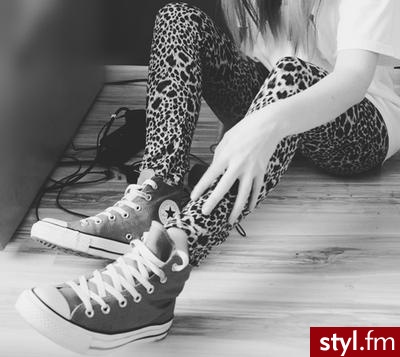 Leginsy Spodnie Moda