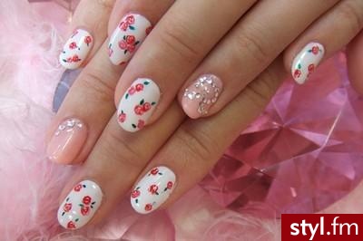 Russian Style Naturalne Paznokcie