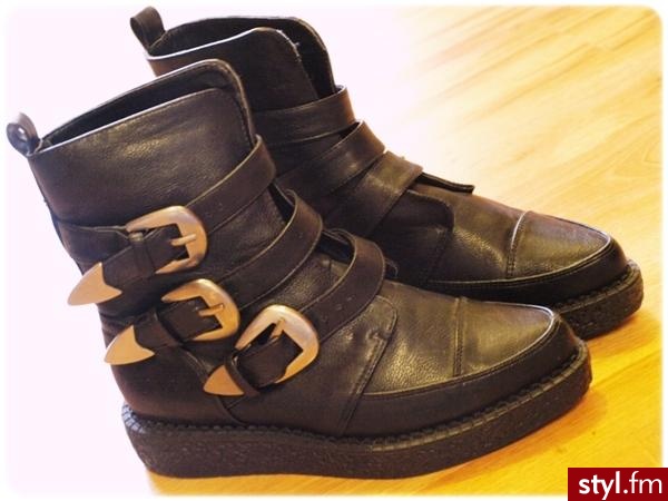 Pozostałe Buty Moda