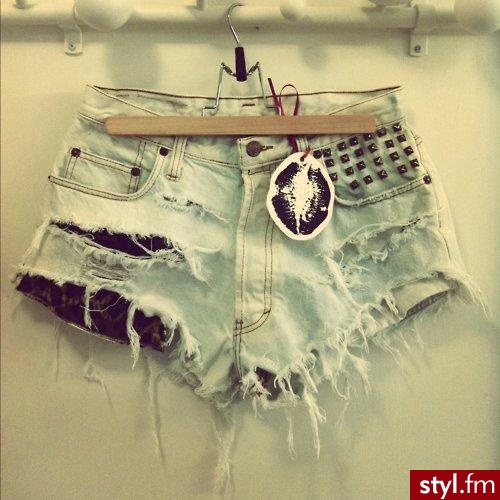 Spodnie Moda