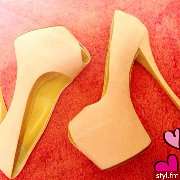Szpilki Buty Moda