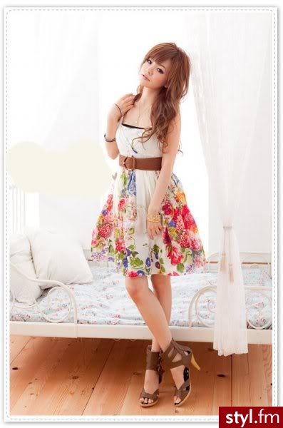 Piękna sukienka Japan - Pozostałe Ciuchy Moda