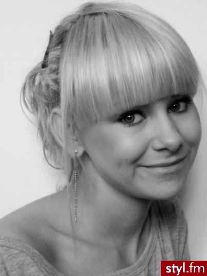 Średnie Fryzury