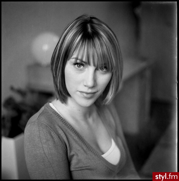 Krótkie - Czarne Rozpuszczone Proste z grzywką Na co dzień Krótkie Fryzury