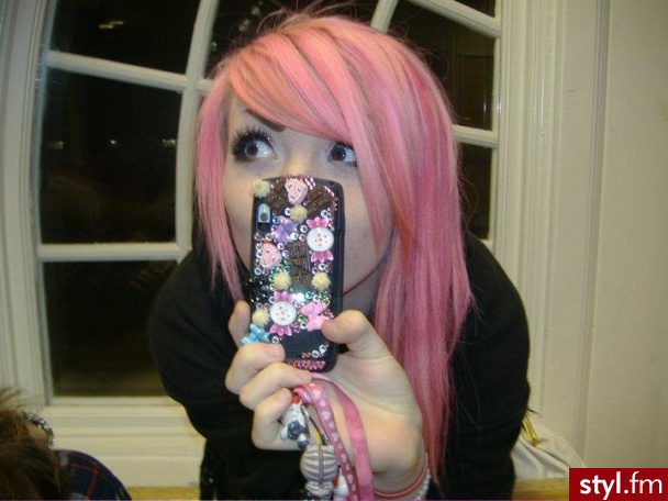 Średnie Fryzury