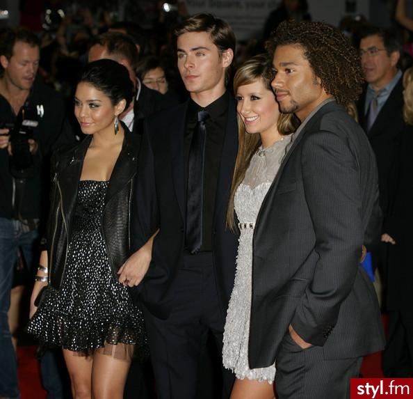 Vanessa Hudgens - Moda uliczna Inne Moda