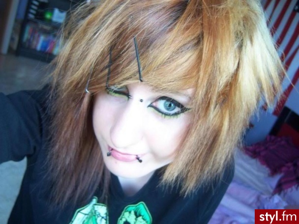 EMO Alternatywne Średnie Fryzury