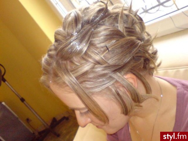 studio fryzur Aleksandra
Nycz Aleksandra

32-650 kęty - Ślubne Średnie Fryzury