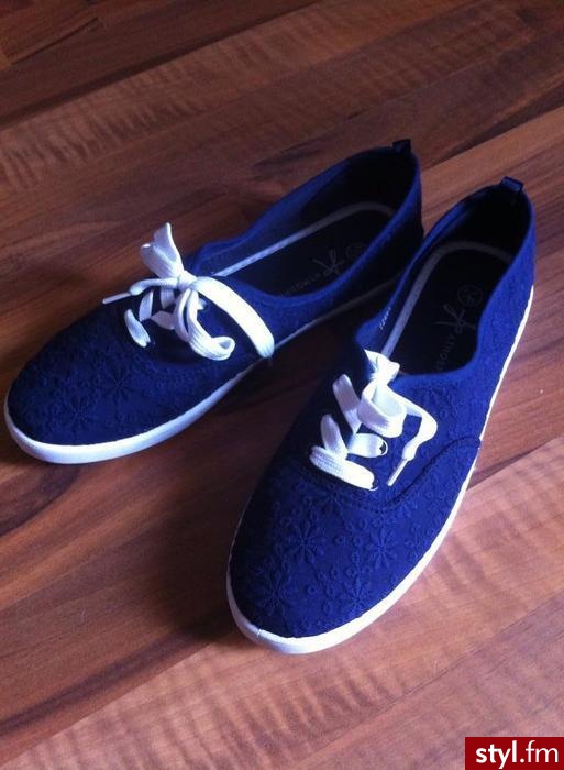 Trampki Buty Moda