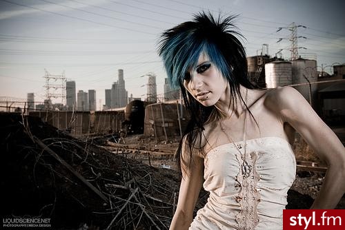Airica Macabre - EMO Alternatywne Średnie Fryzury
