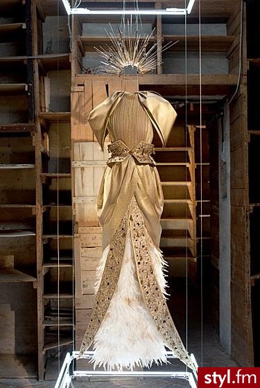 Sukienki Moda