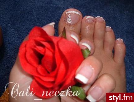 Autor: Dolly 07. Autor: <b>Dolly</b><br /> Prace Cali_neczki - Paznokcie