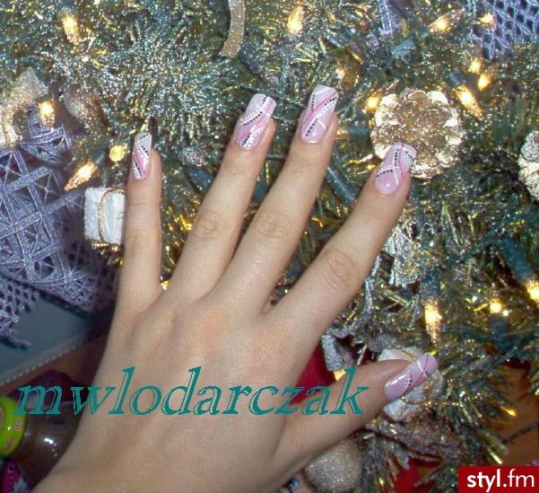 Autor: mwlodarczak delikatne. Autor: <b>mwlodarczak</b><br /> - Paznokcie