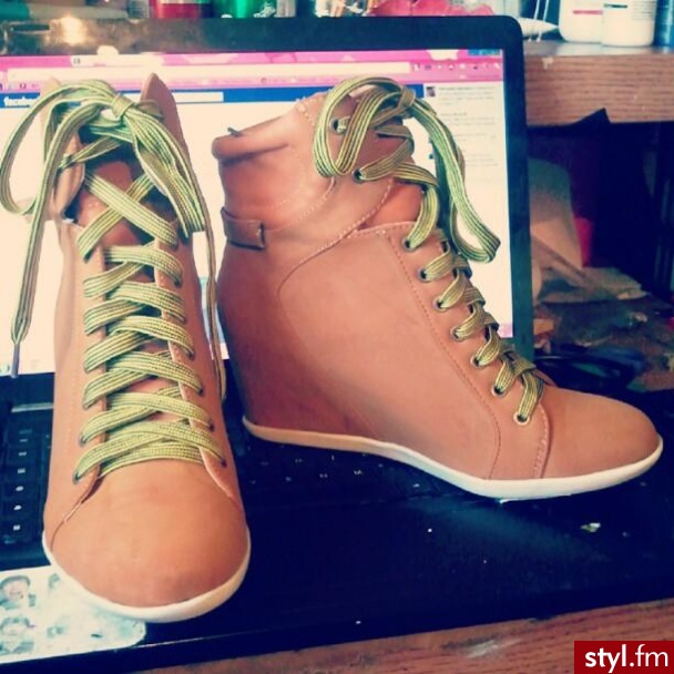Koturny Buty Moda