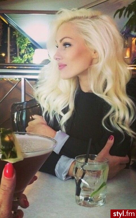 Blond Rozpuszczone Kręcone Na co dzień Długie Fryzury