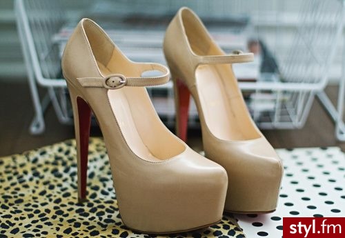 Szpilki Buty Moda