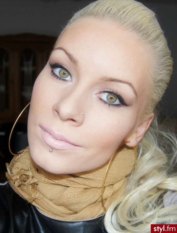 ..::: ..Dzienny,delikatny,kocie oko.. :::.. - Dzienne Makijaże