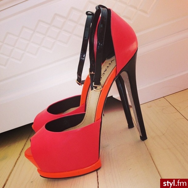 Szpilki Buty Moda